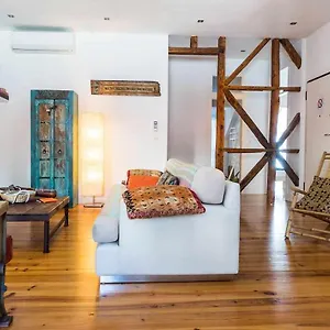 Charmingloft Avenida Large And Stylish Lisbon